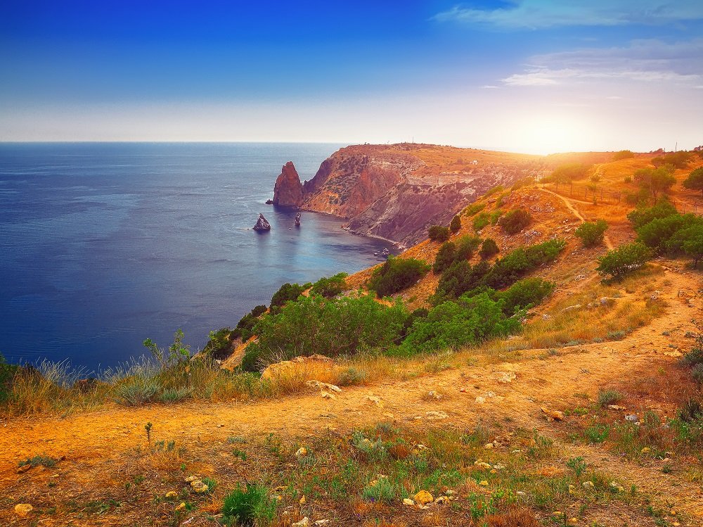 fiolent-crimea-sea-landscape-2022-02-02-03-49-12-utc.jpg