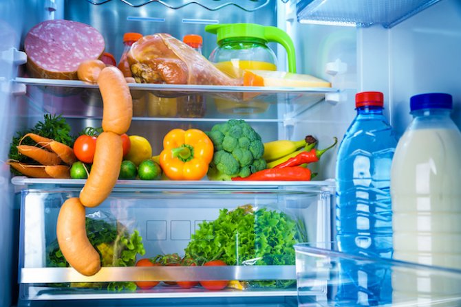 open-refrigerator-filled-with-food-2021-08-26-22-59-27-utc.jpg