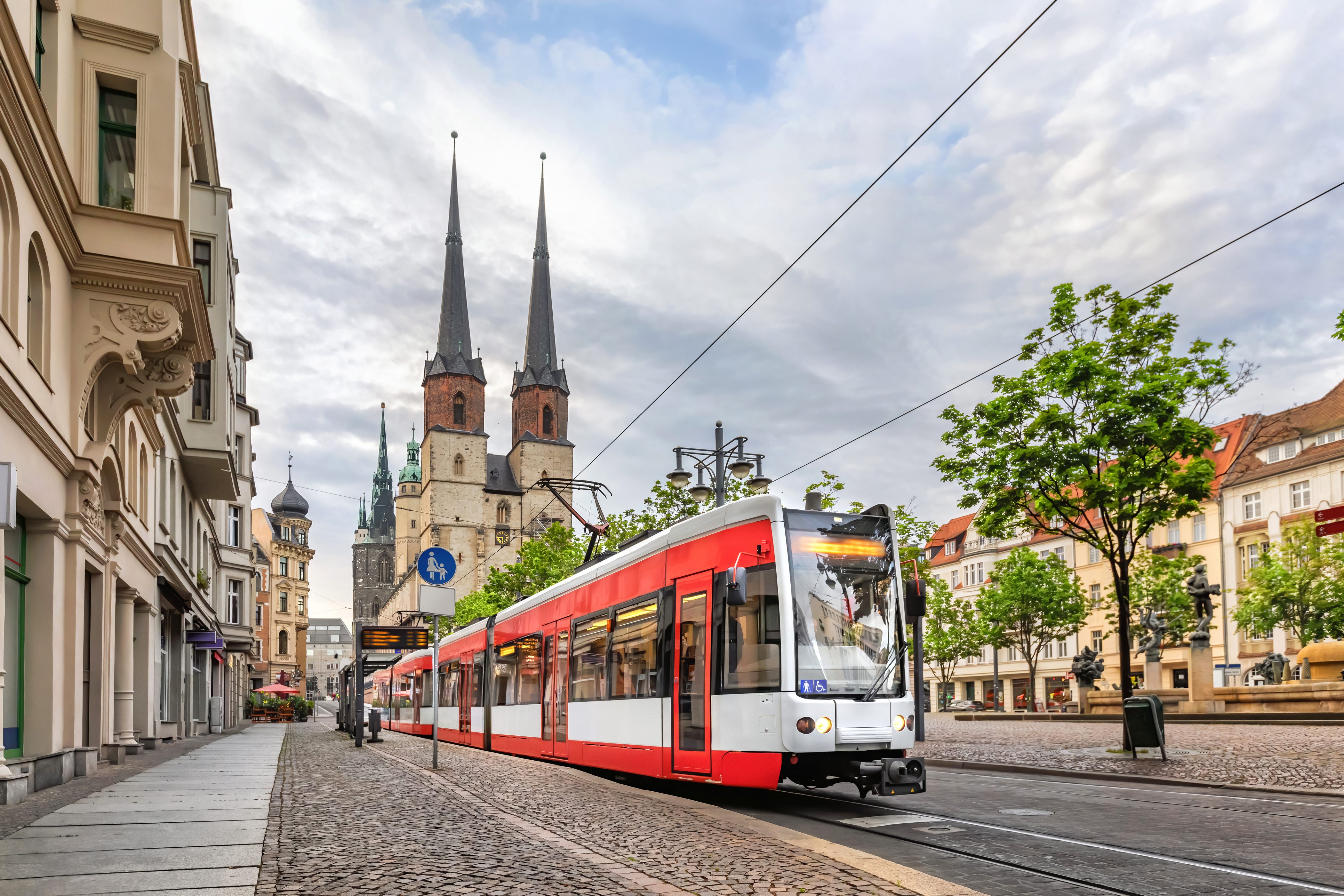Levněji v MHD? Roční kupon s měsíčními platbami díky Levné Tramvajence